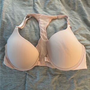 Victoria’s Secret T Shirt push-up front close bra size 38C brand new w/tags